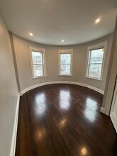 19 Chase St in Boston, MA - Foto de edificio - Building Photo