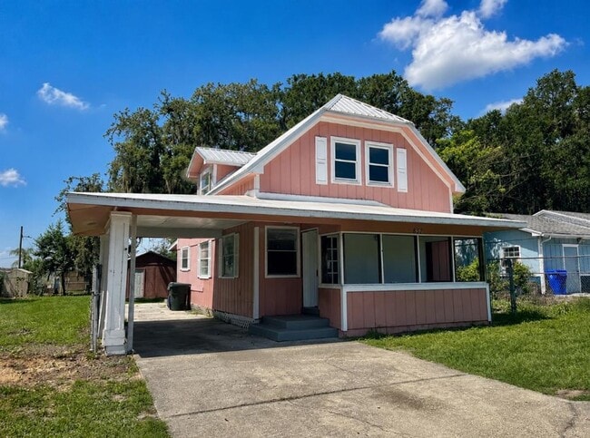 property at 837 Lafayette Ln