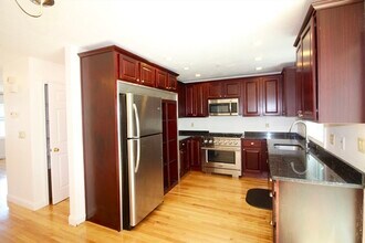 36 Columbia Ave in Lynn, MA - Building Photo - Building Photo