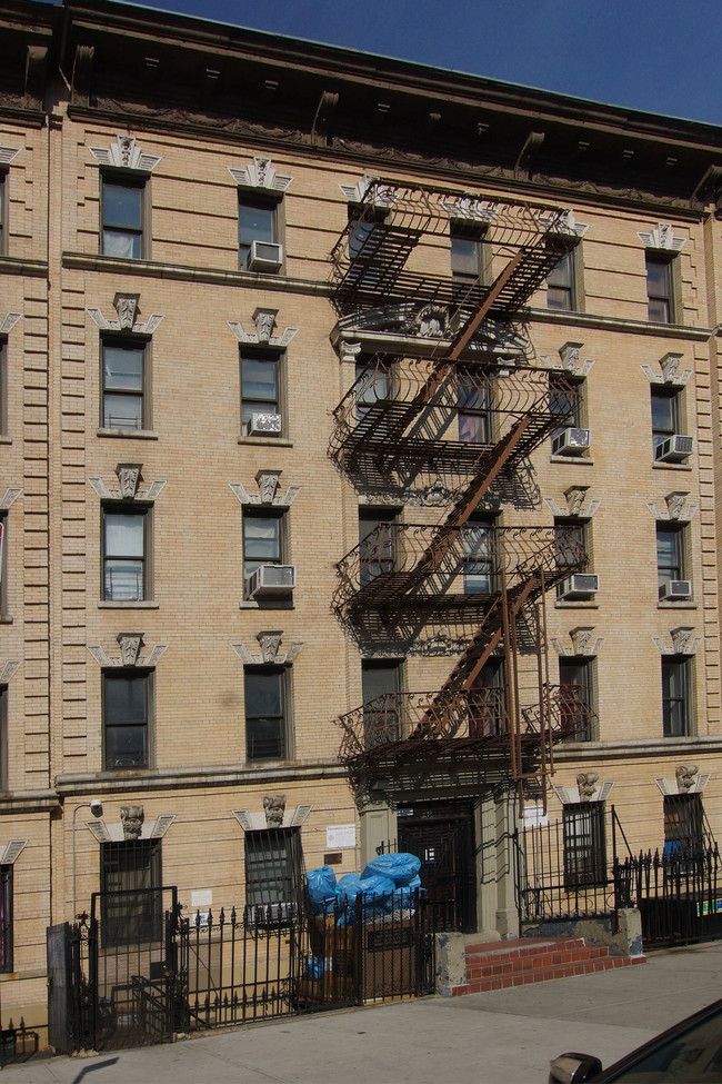 149-151 Edgecombe Ave in New York, NY - Building Photo - Building Photo