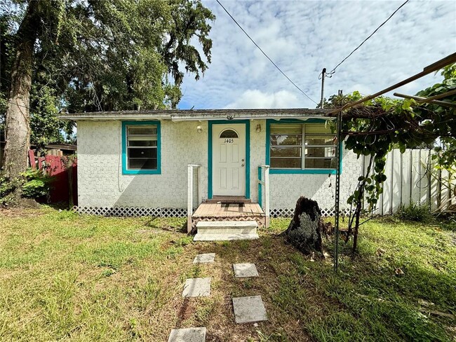 property at 1405 40th St