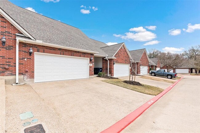 1615 Culture Ln in College Station, TX - Building Photo - Building Photo