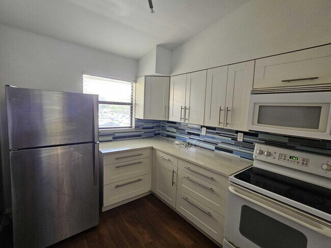 property at 3130 Millwood Terrace