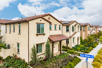 Harmony Park in Redlands, CA - Foto de edificio - Building Photo