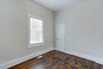 1511 Reynolds St in Savannah, GA - Building Photo - Building Photo