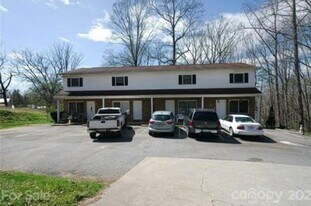 133 Fairview Dr NW, Unit 133 Fairview in Lenoir, NC - Building Photo