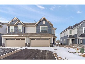 2239 Tyrone Dr S in Shakopee, MN - Building Photo