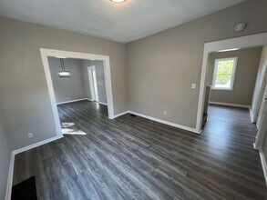 5107 E 26th St in Kansas City, MO - Building Photo - Building Photo