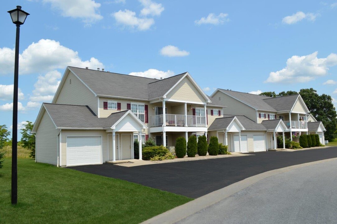 Avon Commons Apartment Homes in Avon, NY - Building Photo