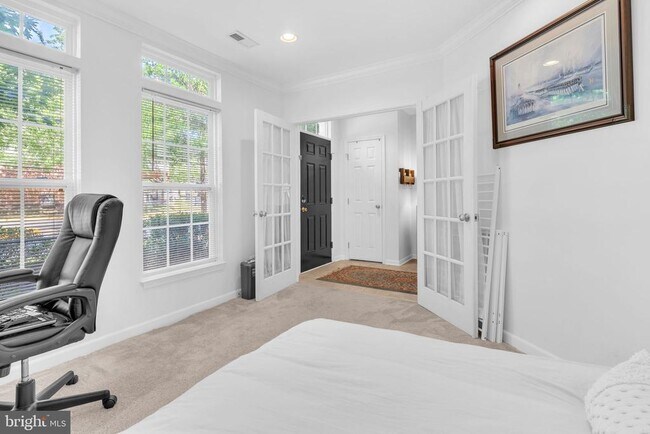 2104 Abbottsbury Way in Woodbridge, VA - Building Photo - Building Photo