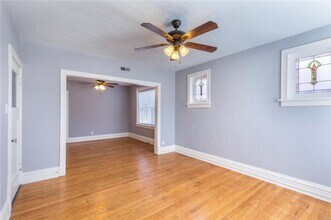4919-4921-4921 Lindenwood Ave in St. Louis, MO - Building Photo - Building Photo