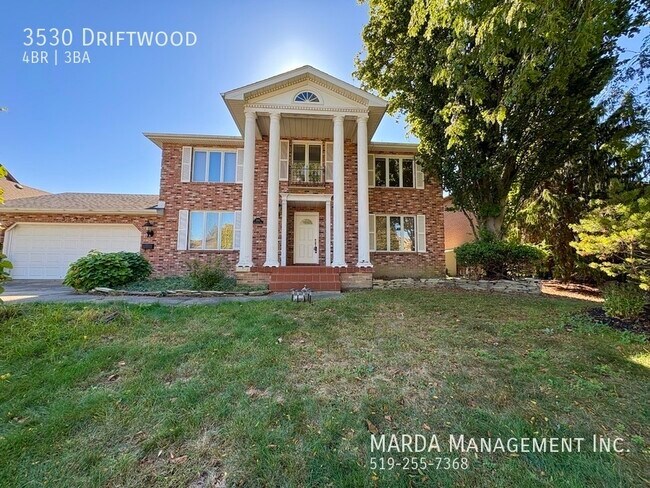 3530 Driftwood Dr in Windsor, ON - Building Photo - Building Photo