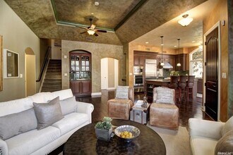 2430 Pavilions Pl Ln in Sacramento, CA - Building Photo - Building Photo