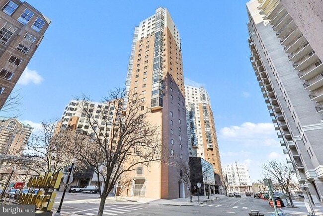 property at 900 N Stafford St