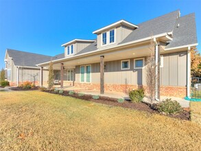 1935 Treviso Ct in Edmond, OK - Building Photo - Building Photo