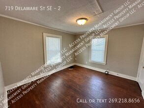 719 Delaware St SE in Grand Rapids, MI - Building Photo - Building Photo