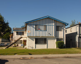 2325 Angela St in Pomona, CA - Building Photo - Building Photo