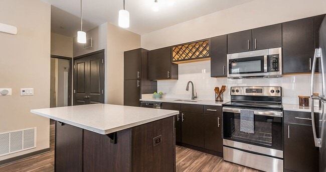 1900 at Canterfield Apartment Homes