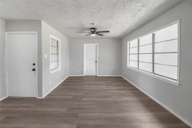 7418 Wiley Rd in Houston, TX - Building Photo - Building Photo