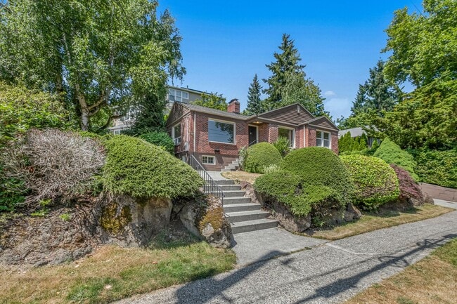 property at 5703 39th Ave NE