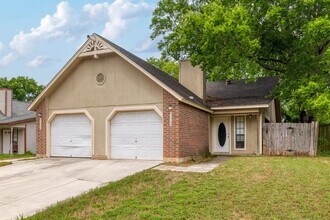 9206 Kempler Dr in Austin, TX - Building Photo - Building Photo