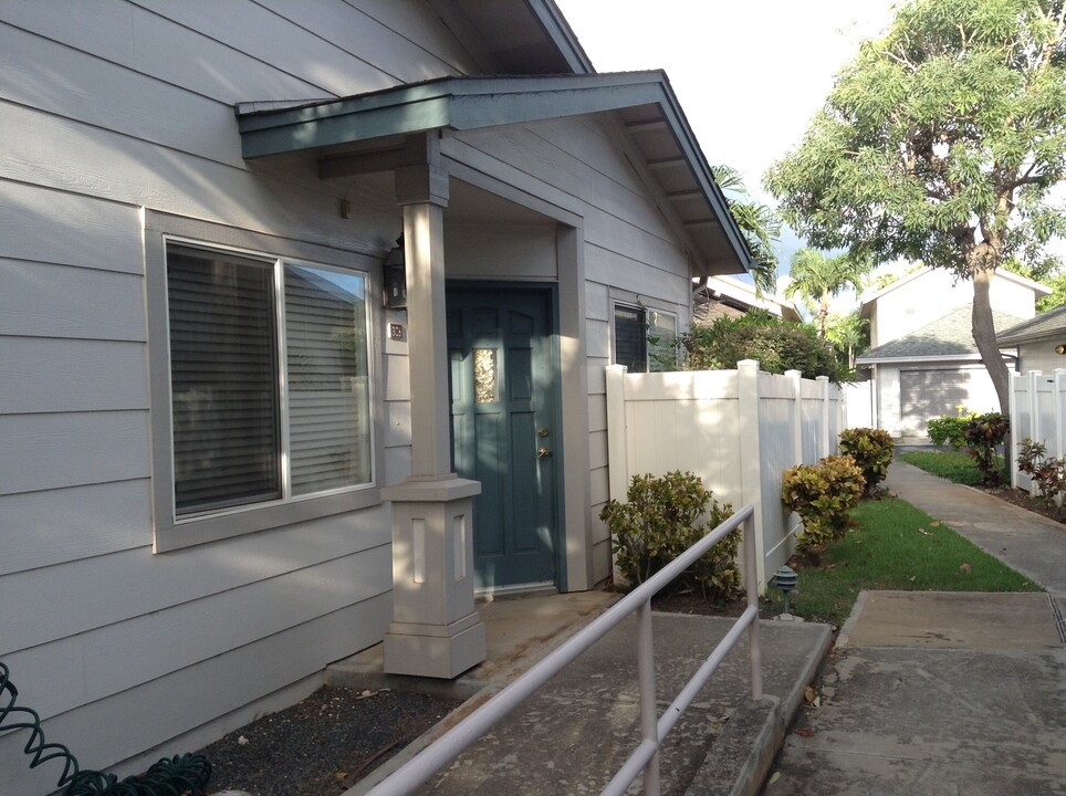 91-1131-1131 Kaileolea Dr in Ewa Beach, HI - Building Photo