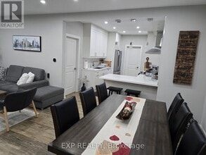 4355 Simcoe St in Niagara Falls, ON - Building Photo - Building Photo