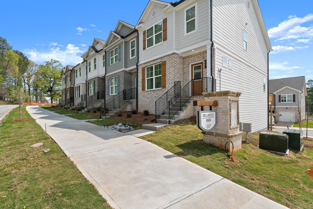 Brand New 3 Bedroom Townhome in Atlanta! in Atlanta, GA - Building Photo