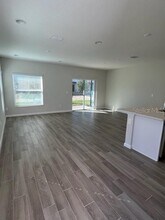 2327 Prickly Pear Wy in Sanford, FL - Building Photo - Building Photo