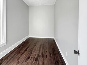 214 Gold Ave NW in Grand Rapids, MI - Building Photo - Building Photo