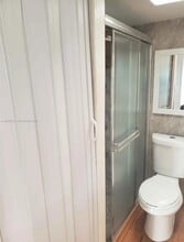 1085 NW 185th Ter in Miami, FL - Building Photo - Building Photo