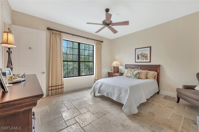 property at 2543 Marquesa Royale Ln