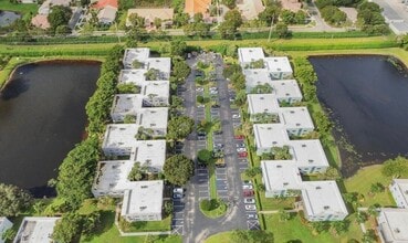 15072 Ashland Pl in Delray Beach, FL - Building Photo - Building Photo