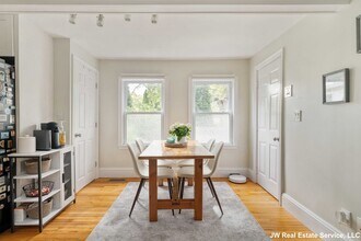 229 Hurley St, Unit 1 in Cambridge, MA - Building Photo - Building Photo