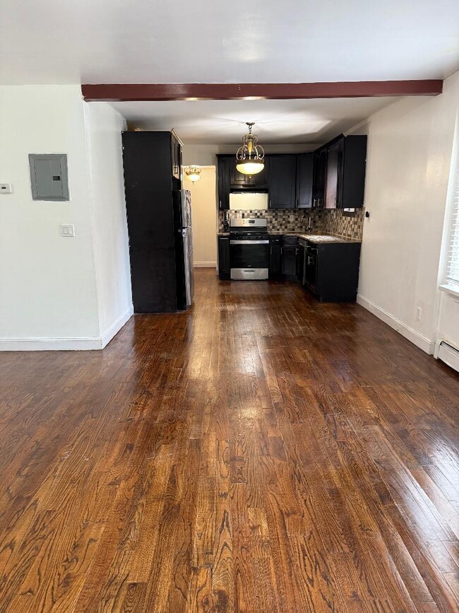 191-27 116th Ave in Queens, NY - Building Photo - Building Photo