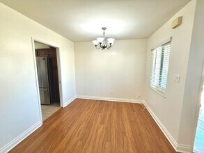 6119 Roberts Dr in San Diego, CA - Building Photo - Building Photo