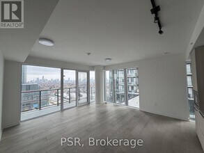 1285 Dupont St in Toronto, ON - Building Photo - Building Photo