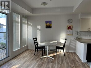 5649 Kings Rd in Vancouver, BC - Building Photo - Building Photo