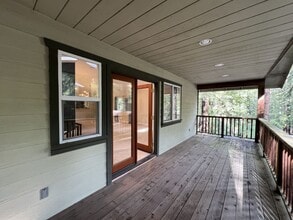 19496 Hidden Valley Rd in Guerneville, CA - Building Photo - Building Photo