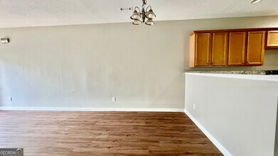 8570 Oakley Cir in Union City, GA - Building Photo - Building Photo