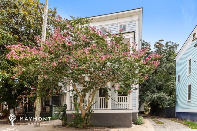 5 E Hampstead Square in Charleston, SC - Building Photo - Building Photo