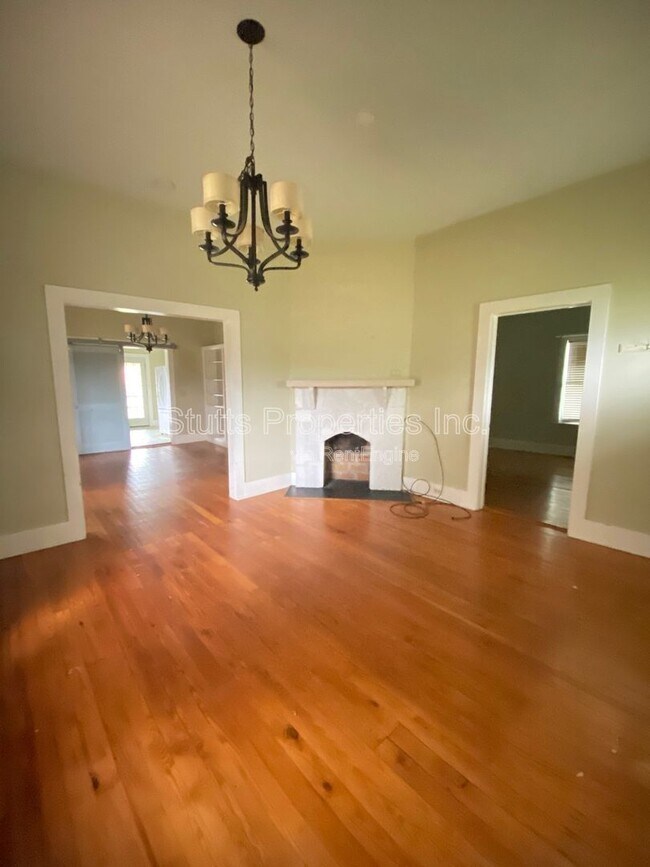 403 Almon Ave in Tuscumbia, AL - Building Photo - Building Photo