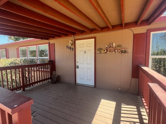 5889 Anita Rd in Chico, CA - Foto de edificio - Building Photo