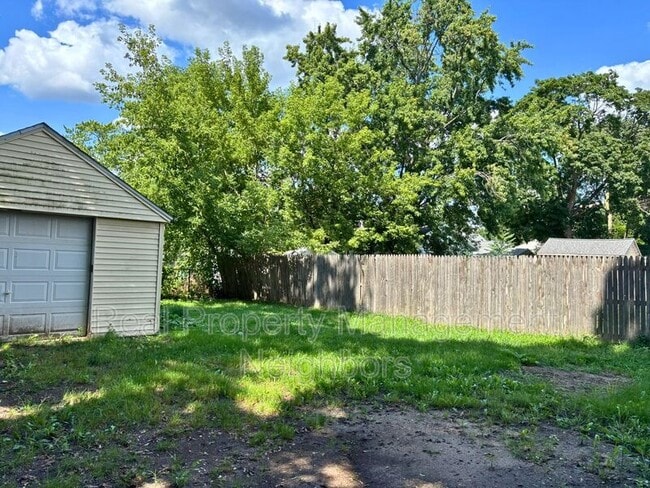 2257 Berwyn Ave SW in Wyoming, MI - Building Photo - Building Photo