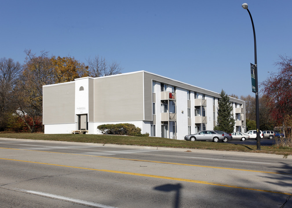 Parkhill Apartments in Ypsilanti, MI - Foto de edificio