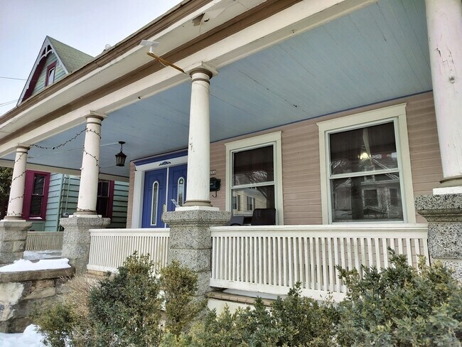 255 Stockton St in Hightstown, NJ - Building Photo - Building Photo