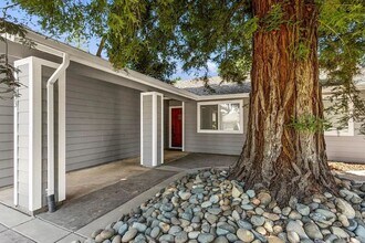 2653 Tierra Grande Cir in Sacramento, CA - Building Photo - Building Photo
