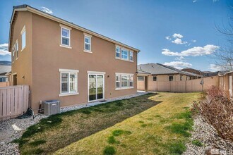 10345 Rollins Dr in Reno, NV - Building Photo - Building Photo