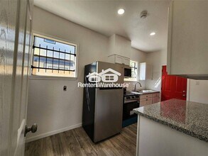 2706 1/2 Berry St in Houston, TX - Building Photo - Building Photo