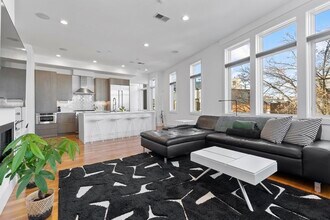 5 Mohawk St, Unit 1 in Boston, MA - Building Photo - Building Photo